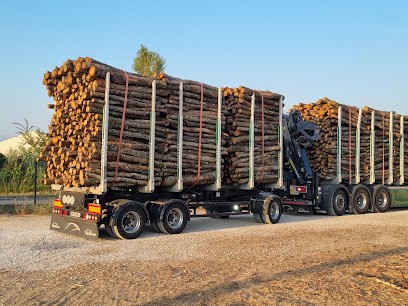 Lucas Flamme, Vendeur de Bois de Chauffage à Saint-Gilles