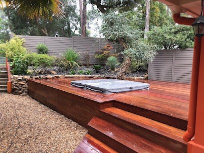 JSB Ségassie Négoce Bois, Négociant en Bois à Boeil-Bezing