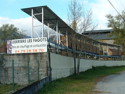 Derrière les Fagots, Vendeur de Bois de Chauffage à Saint-Pierre-d'Albigny